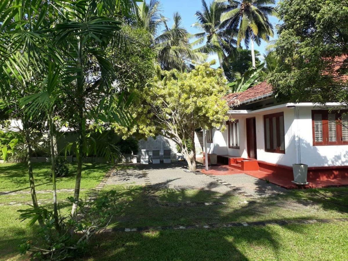 Dodanduwa Circus Lagoon Hideaway B&B 외부 사진