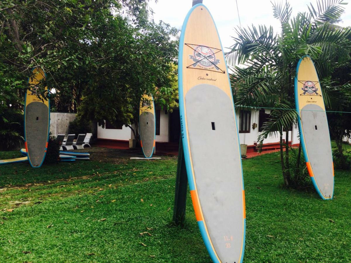 Dodanduwa Circus Lagoon Hideaway B&B 외부 사진