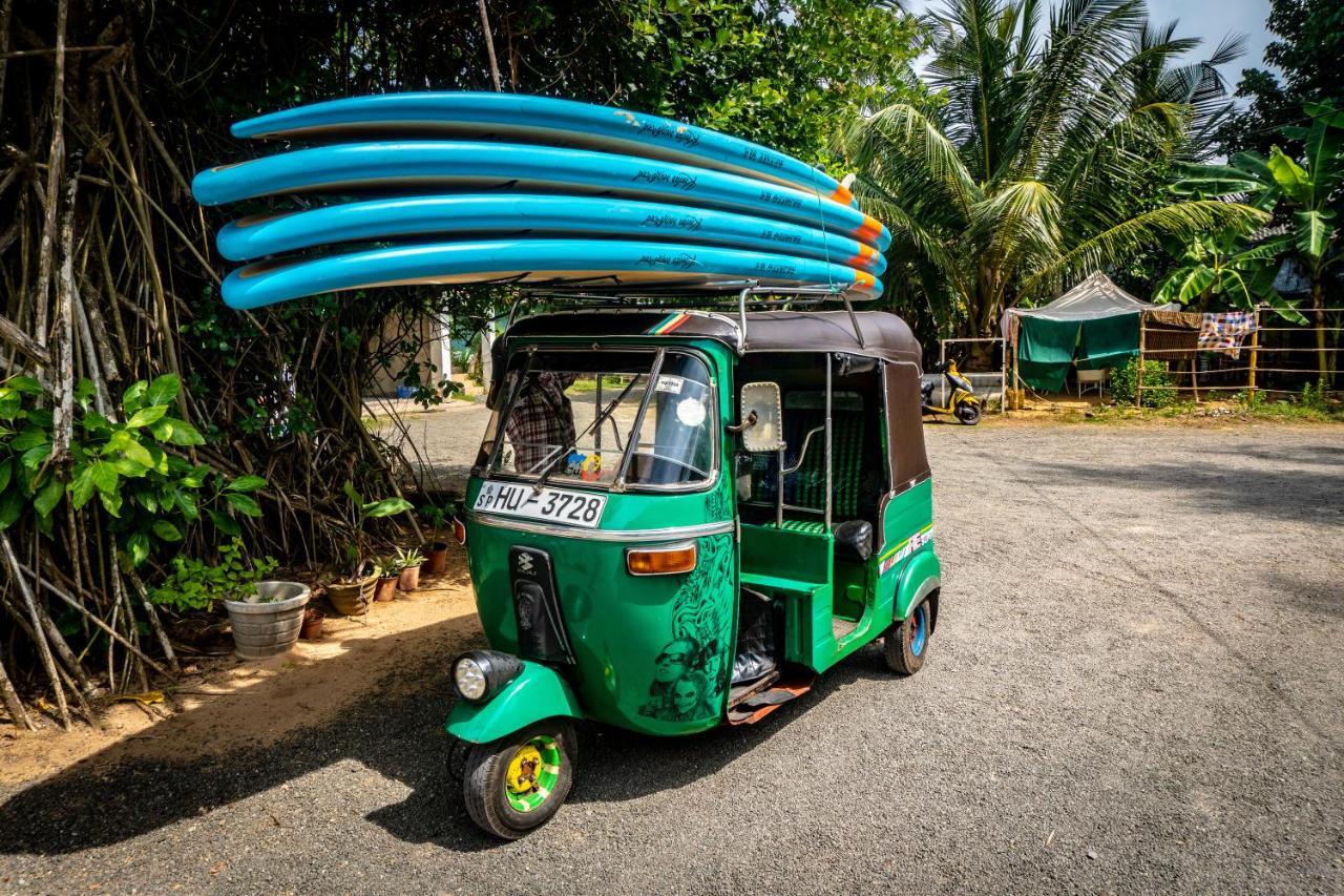 Dodanduwa Circus Lagoon Hideaway B&B 외부 사진