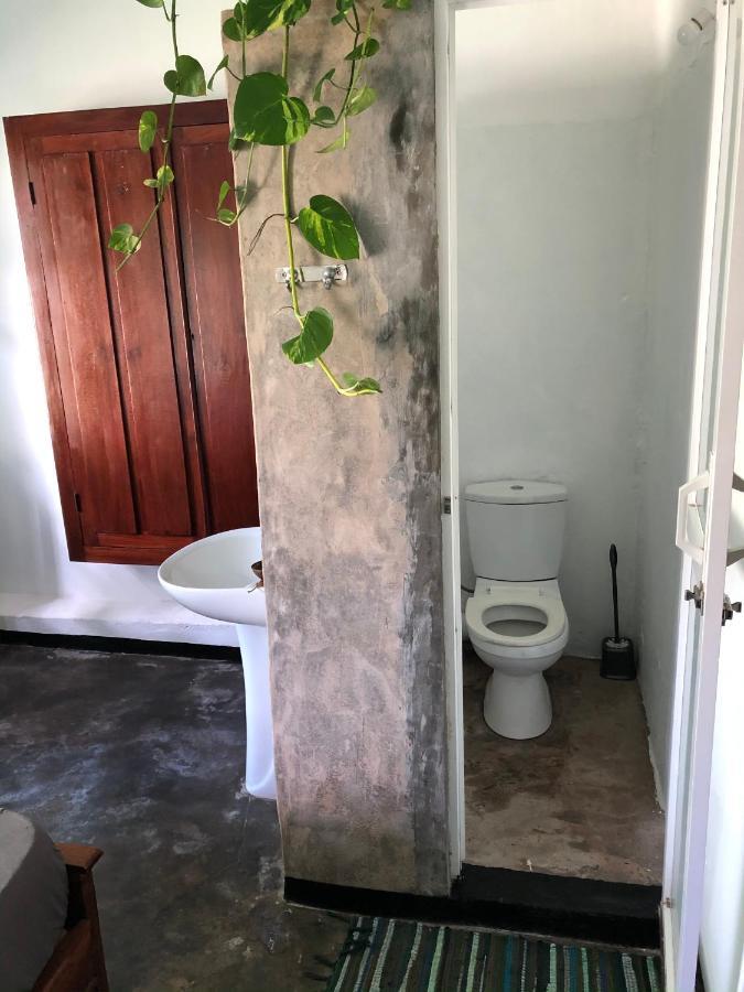 Dodanduwa Circus Lagoon Hideaway B&B 외부 사진