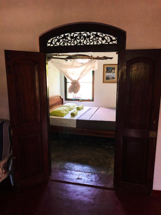Dodanduwa Circus Lagoon Hideaway B&B 외부 사진